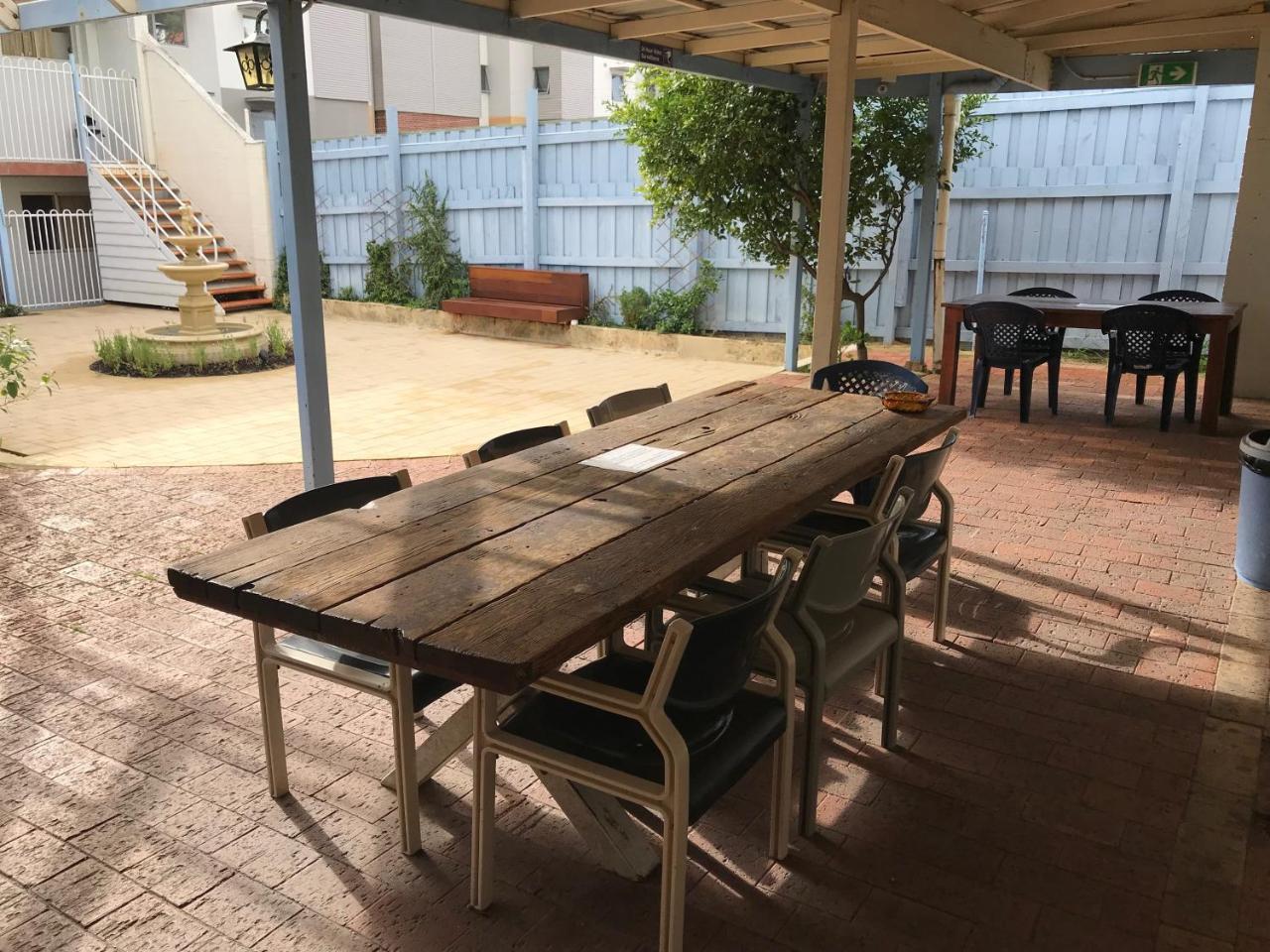 Hay Street Traveller'S Inn Perth Exterior photo